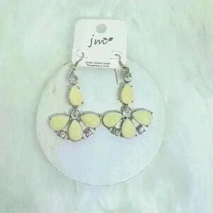 Fashion Statement Beige Earrings A1